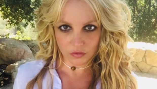 Poza cu care Britney Spears a incendiat internetul! Aflată sub tutela tatălui, cântăreața a renunțat la haine