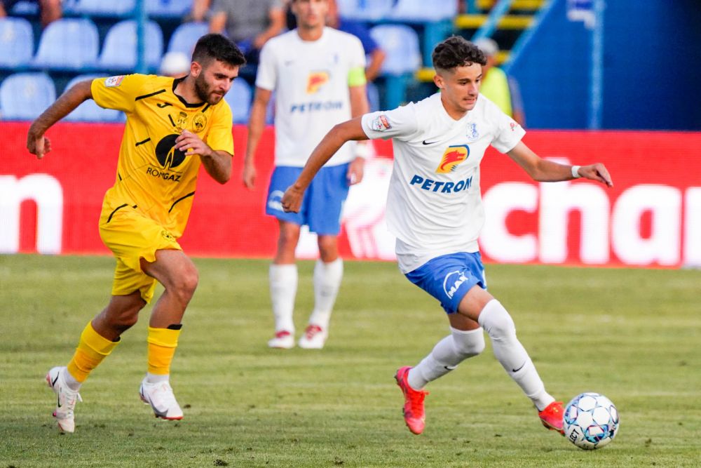 "A fost primul pas dintr-un drum lung". Mesajul emoționant transmis de Gică Popescu pentru fiul său la debutul în Liga 1_2