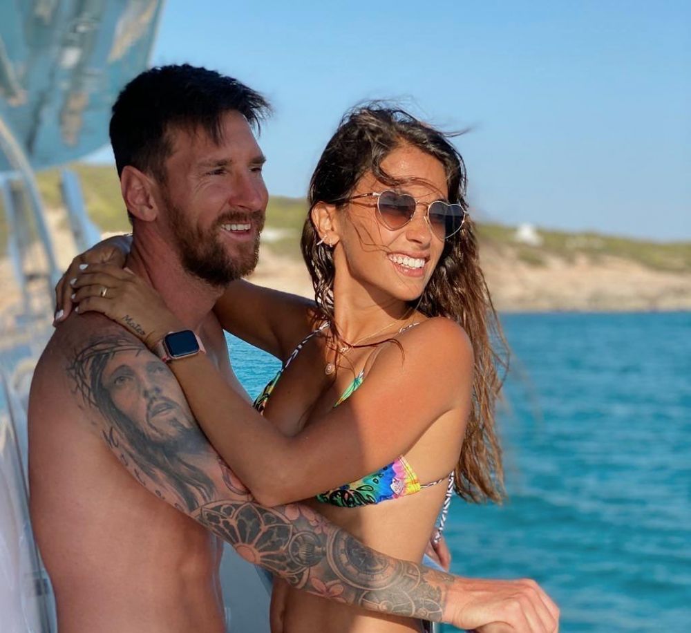 Apariție incendiară a soției lui Messi! Antonela face senzație în costum de baie. Cum s-a pozat _2