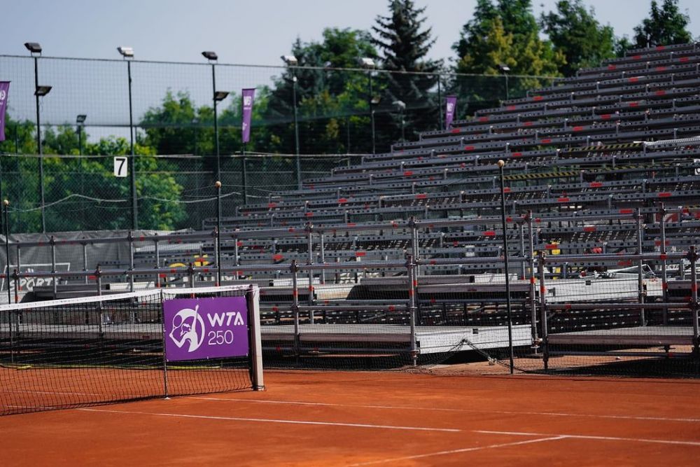 Cum arată tribuna special amenajată de clujeni pentru turneul WTA 250, Winners Open. Ce jucătoare vor participa_3