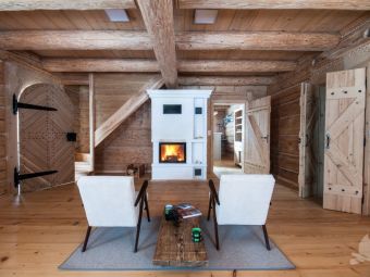 
	(P) Șemineul și soba cu design rustic - ultimul trend în materie de încălzire și decor
