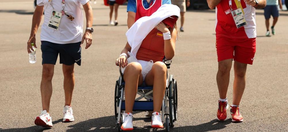 A părăsit Jocurile Olimpice în scaun cu rotile după ce condițiile i-au "venit de hac"! Prima reacție a sportivei_5