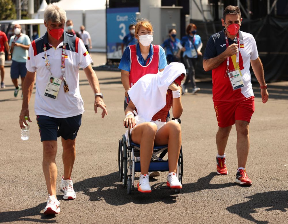 A părăsit Jocurile Olimpice în scaun cu rotile după ce condițiile i-au "venit de hac"! Prima reacție a sportivei_7