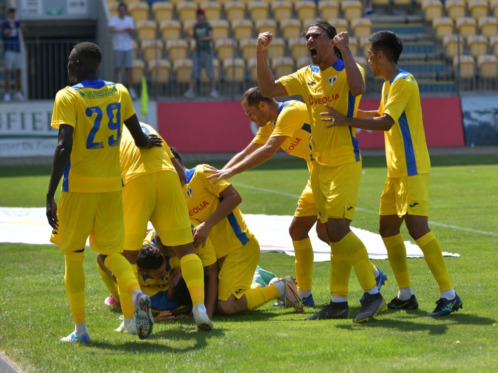 Petrolul Ploiești, victorie în prima etapă din Liga 2. Au învins categoric Poli Iași | Celelalte rezultate ale etapei _3