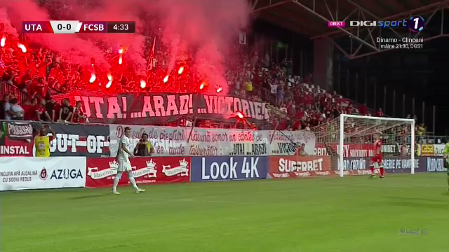 GALERIE FOTO | Spectacol total în tribunele stadionului din Arad_4