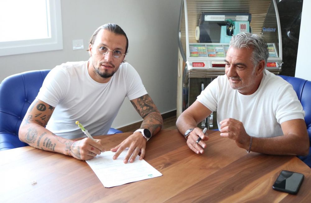 OFICIAL | Vasile Mogoș a semnat cu Crotone până în 2024! _7