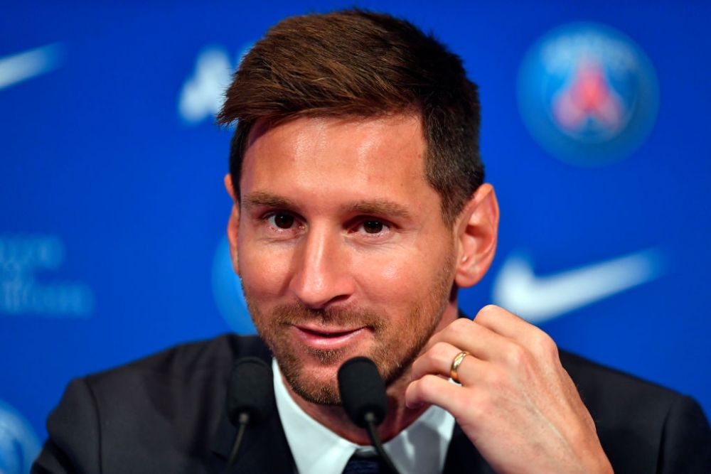 VIDEO Primele imagini cu Lionel Messi la antrenamentul lui PSG. Sute de oameni l-au așteptat la intrarea în centru _3