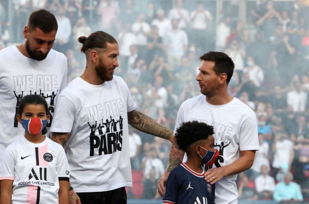 FOTO Băieții lui Messi, spectacol în tribunele de pe Parc des Princes. Și soția argentinianului s-a ridicat la înălțime _10
