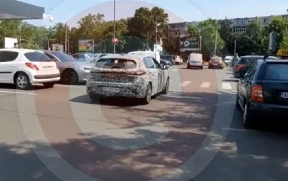 Dacia pregătește o surpriză. Incognito pe străzile din Pitești, noul model a stârnit deja curiozitate | FOTO_9