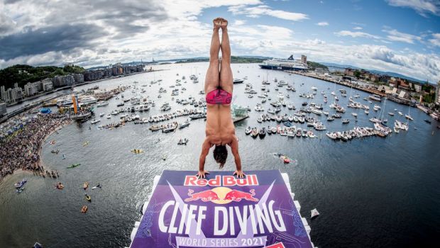 
	Doi români au terminat pe primele două locuri, în etapa de la Oslo din Seria Mondială Red Bull Cliff Diving!
