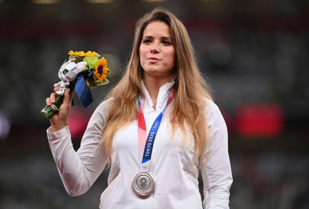 Sportul unește oamenii! După ce a învins cancerul și a luat medalie la Tokyo, o sportivă a făcut un gest superb_4
