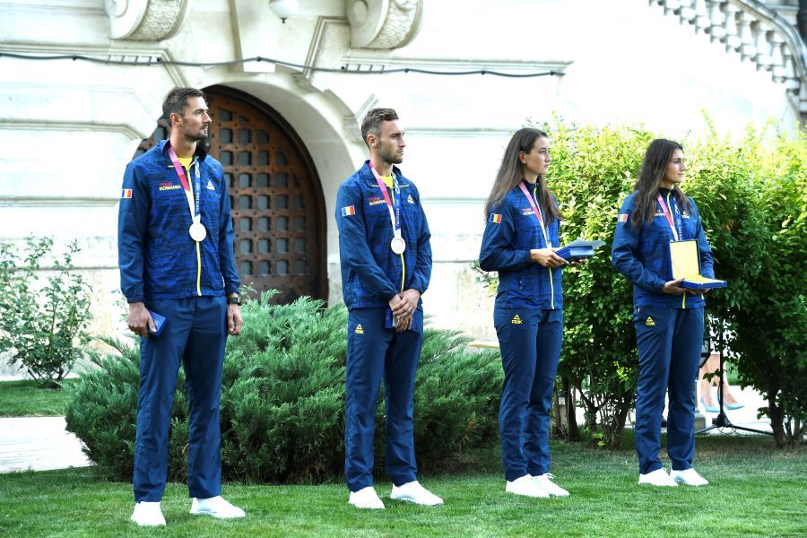 VIDEO Președintele României, Klaus Iohannis, i-a decorat pe sportivii medaliați la Jocurile Olimpice de la Tokyo_3