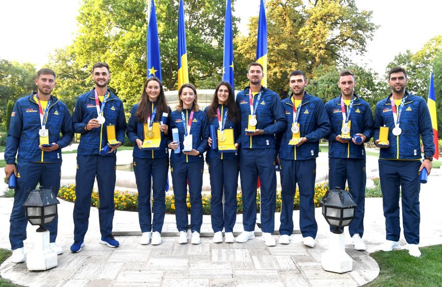 VIDEO Președintele României, Klaus Iohannis, i-a decorat pe sportivii medaliați la Jocurile Olimpice de la Tokyo_6