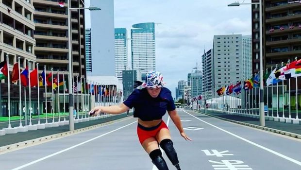 Ea este &bdquo;fata-minune&rdquo; care a supraviețuit bombei cu care părinții ei s-au sinucis! Participă la Jocurile Paralimpice de la Tokyo