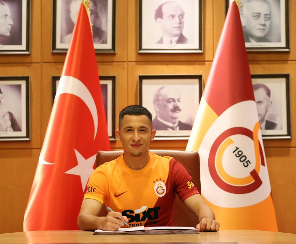 GALERIE FOTO | Primele imagini cu Moruțan în tricoul lui Galatasaray_1