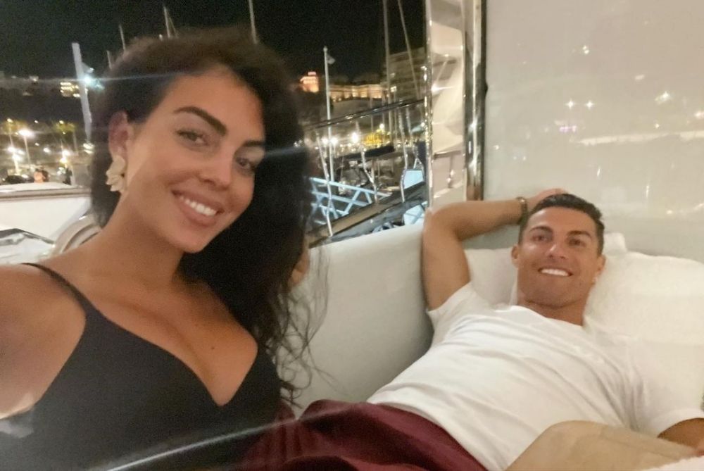 Georgina, reacție ironică după ce Ronaldo a semnat cu United: „Sper să nu iasă iar Ancelotti!” _29