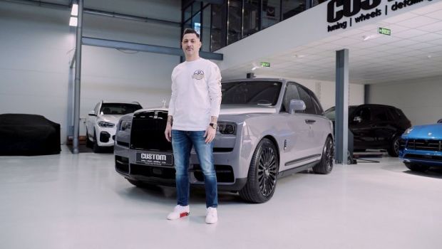 
	VIDEO &amp; FOTO | Mirel Rădoi și-a tunat bolizii de sute de mii de euro! Cum arată acum mașinile selecționerului&nbsp;
