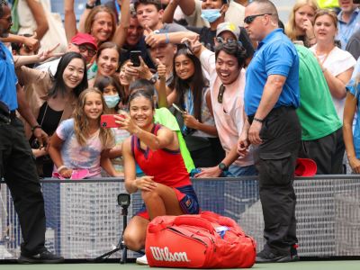 Η Simona Halep για την Emma Răducanu στο US Open: «Δεν το θεωρώ έκπληξη.  Μια νέα γενιά έρχεται!