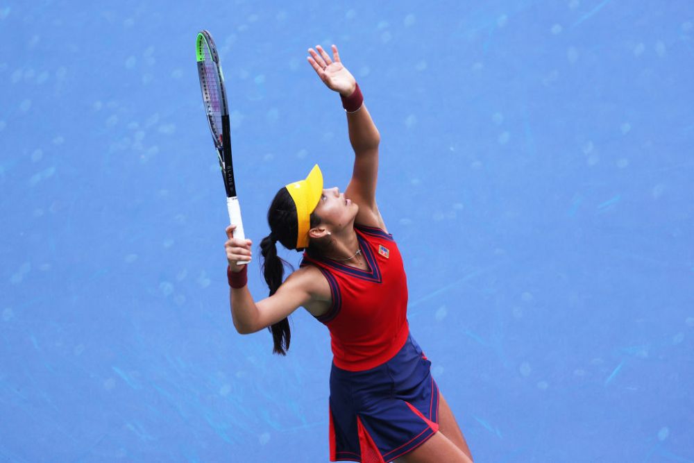Emma Răducanu e noua vedetă a tenisului mondial! Jucătoarea cu origini românești e în semifinalele US Open fără set pierdut_10