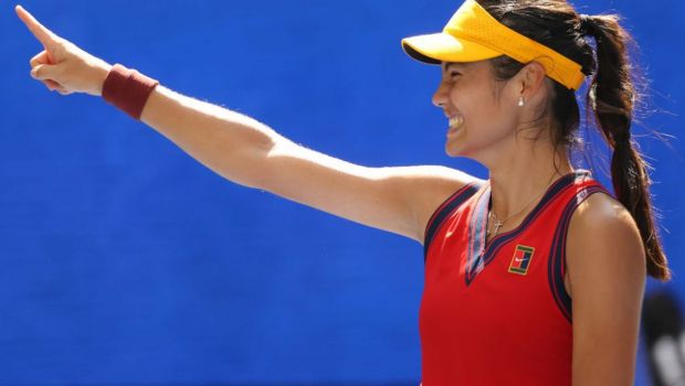 
	&rdquo;Joacă fără frică!&rdquo; Emma Răducanu, prima jucătoare din istorie care pornește din calificări și ajunge în semifinalele US Open

