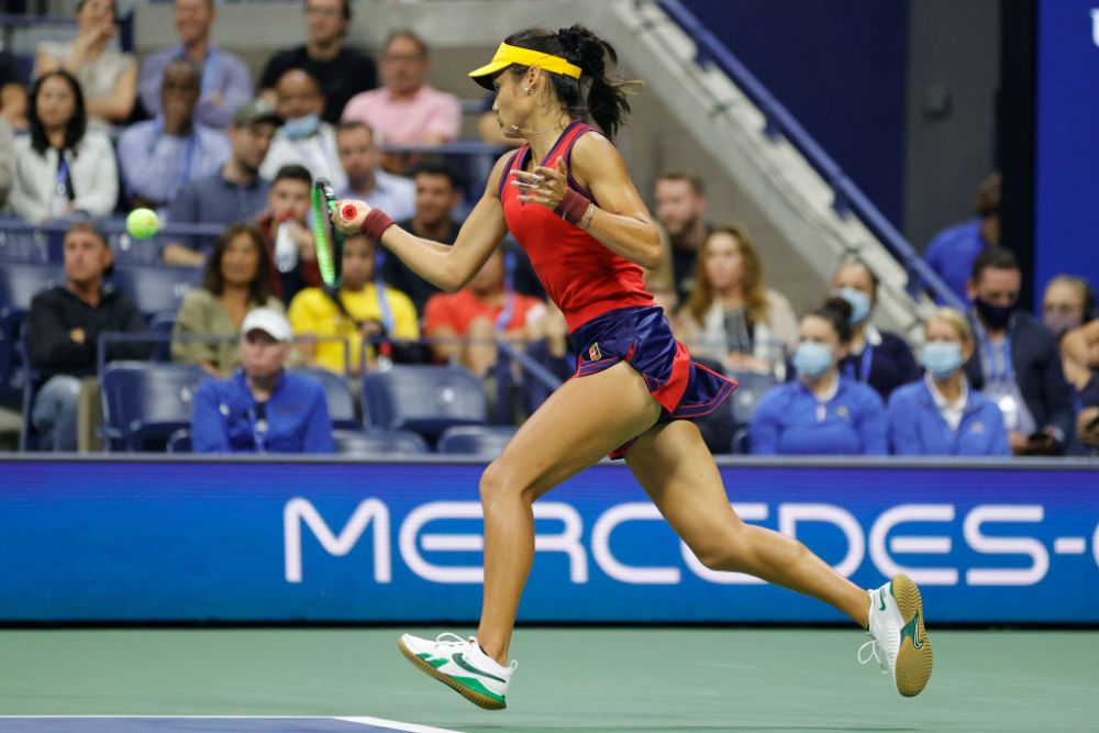Emma Răducanu, record mondial reușit în premieră: e prima jucătoare venită din calificări care ajunge în finala unui Grand Slam _8