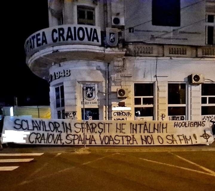 A început „războiul” după tragerea la sorți din Cupa României! Ultrașii Petrolului au vandalizat sediul FCU Craiova: „Sclavilor!”_2