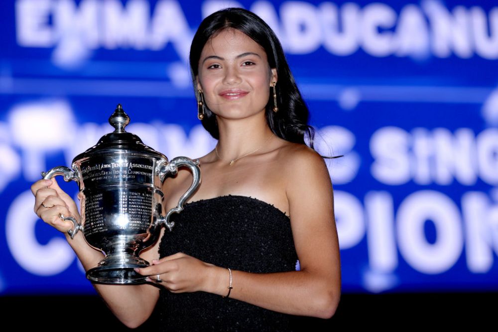 Emma Răducanu dezvăluie ce i-a transmis tatăl său român după finala câștigată la US Open: „El e greu de mulțumit”  Apariție elegantă la conferința de presă_2