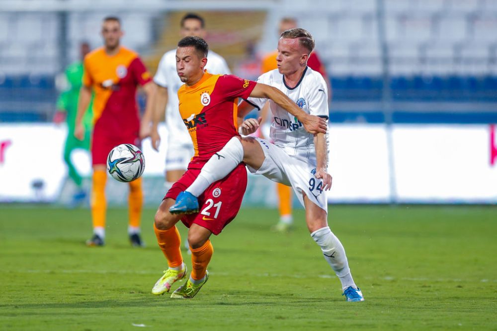 Moruțan, văzut indispensabil la Galatasaray: „Atât timp cât n-are piciorul rupt sau nu leșină, trebuie să joace”_6