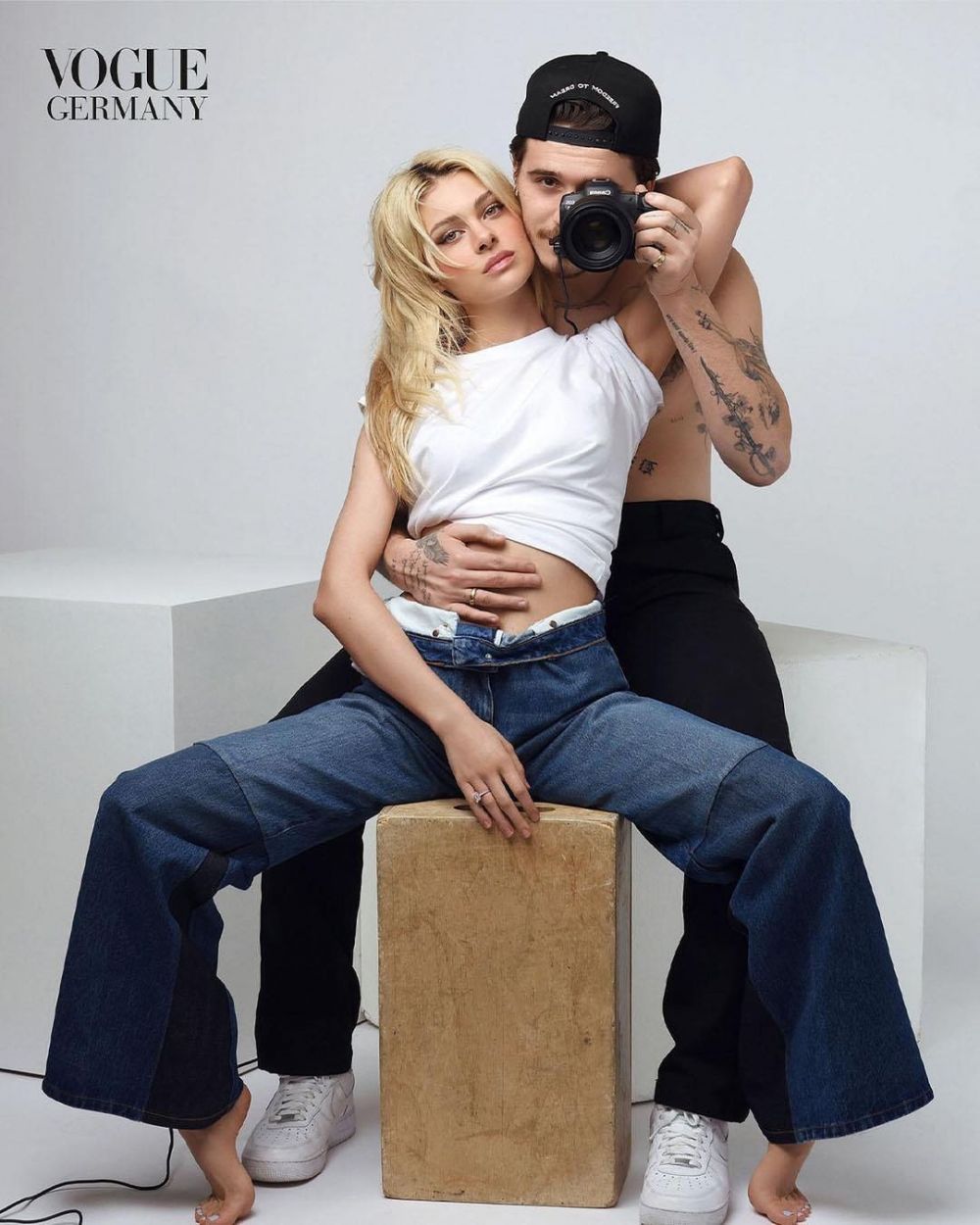 Brooklyn Beckham și iubita au încins internetul cu ultimele fotografii! Cum s-au lăsat pozați cei doi _4