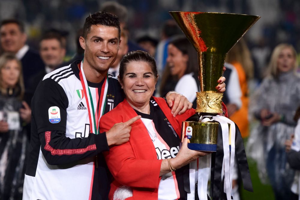 Mama lui Ronaldo a spus tot! Ce discuție a purtat cu fotbalistul despre transferul la City: „Asta mi-a spus!”_3