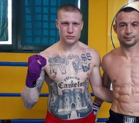 Scandal imens în Italia din cauza tatuajelor unui boxer: „Am rămas șocat! Sunt obscene!”_2