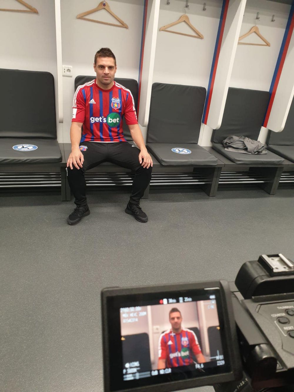 Adi Popa, prezentat oficial la CSA Steaua. Primele imagini cu fotbalistul și numărul purtat pe tricou_3