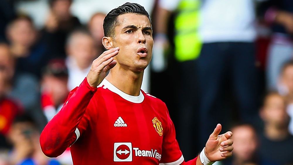 Cu Ronaldo pe teren, Manchester United a cedat surprinzător în fața lui Aston Villa_2