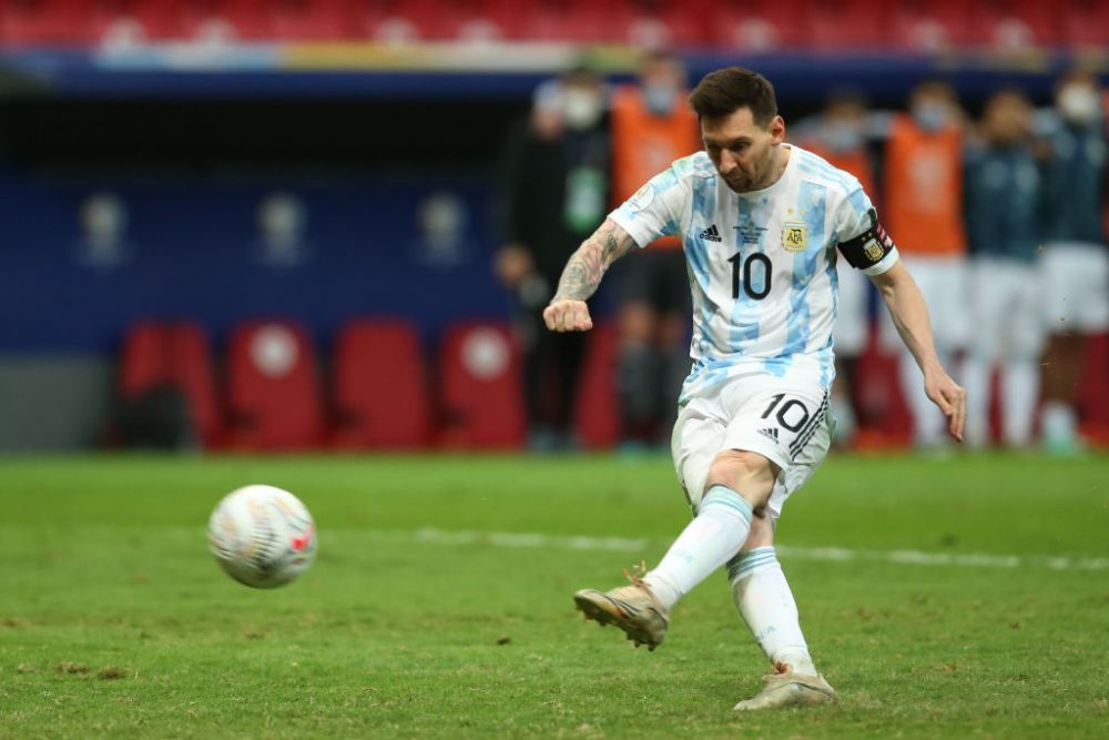 Mesajul emoționant al lui Pele pentru Messi după ce i-a depășit recordul de goluri marcate în America de Sud _3