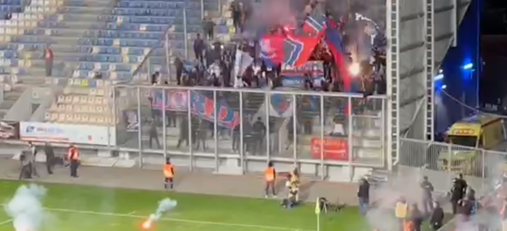 Ultrașii FCSB-ului, calmați de Edi Iordănescu! Reacția antrenorului la materialele pirotehnice aruncate în teren_6