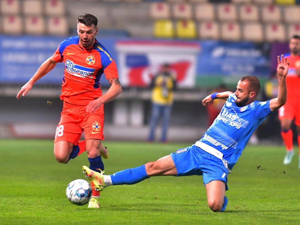 „FCSB juca mai bine înainte de Edi Iordănescu!” Antrenorul roș-albaștrilor, criticat după victoria chinuită cu Chindia_2