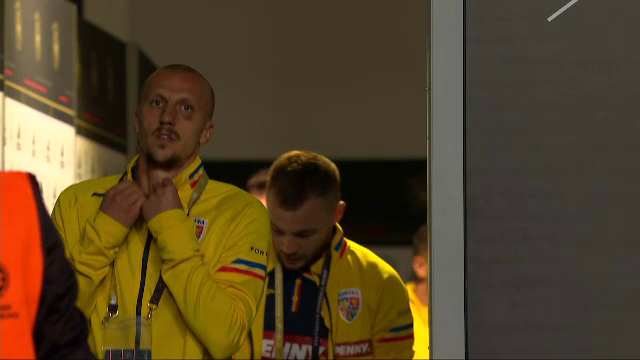 Primele imagini de la Hamburg. Surpriza de care au avut parte jucătorii români la intrarea pe stadionul din Hamburg_3