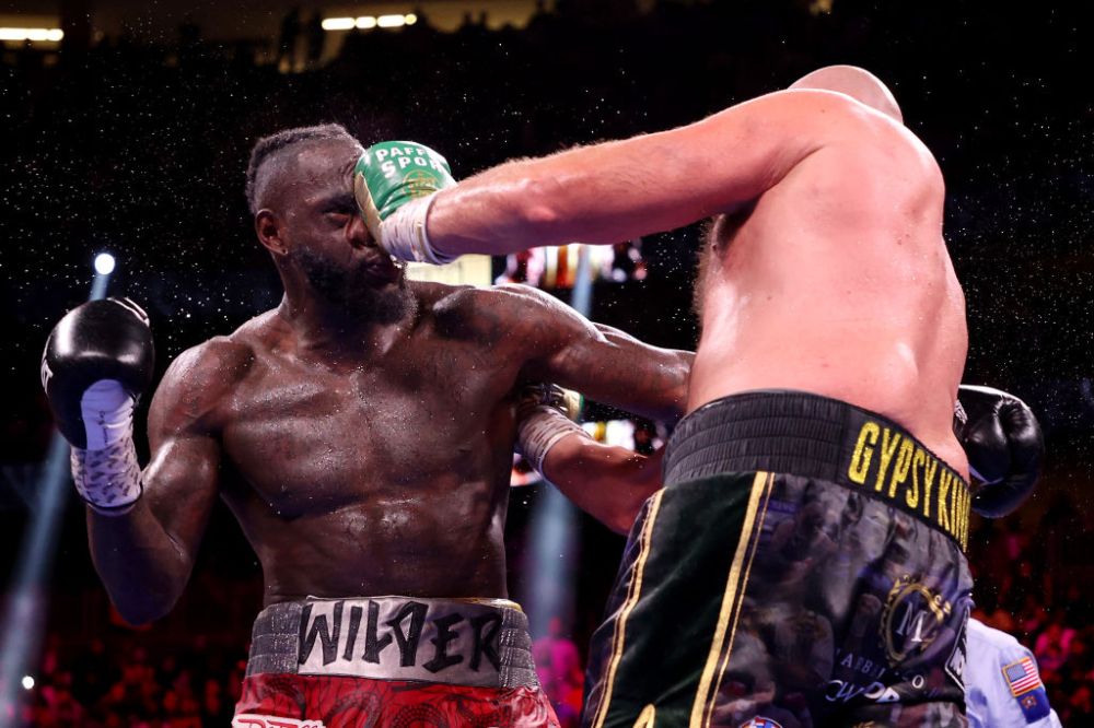 Tyson Fury a dat de pământ cu Deontay Wilder! Victorie prin TKO în cel mai tare meci al anului _11