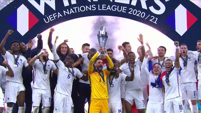 Imagini spectaculoase! Francezii au sărbătorit pe teren câștigarea trofeului Ligii Națiunilor_12