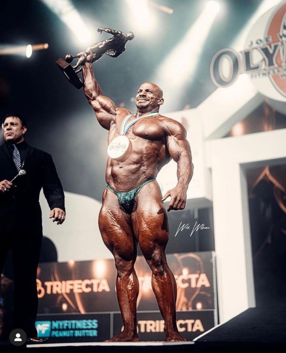 „Bestia din Egipt” a câștigat al doilea titlu consecutiv la Mr. Olympia! Big Ramy i-a uimit pe jurați cu formele sale _6