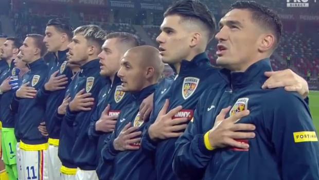 
	Cu voci de soliști de operă! Momente superbe pe stadionul Steaua la intonarea imnului României&nbsp;
