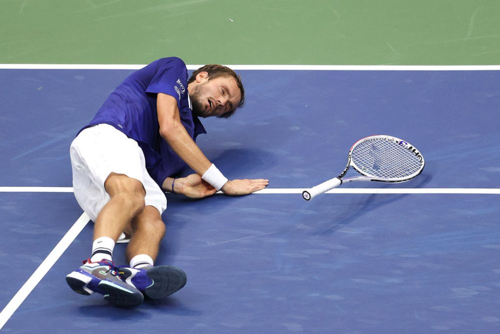 Omul care l-a distrus pe Djokovic în finala US Open, Medvedev, dărâmat după o înfrângere șocantă, cu Dimitrov, la Indian Wells_3