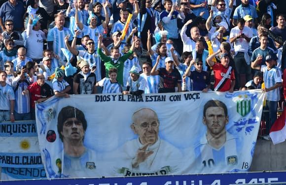 Messi, noua „religie” în Franța! Cadoul inedit pe care premierul francez l-a pregătit pentru Papa Francisc_19