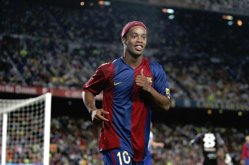 Conflictul dintre FC Barcelona și PSG escaladează. Gestul lui Ronaldinho, mărul discordiei dintre cele două cluburi _2