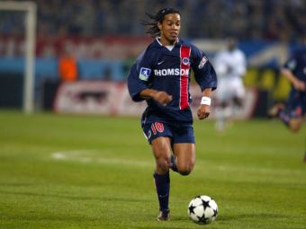 
	Conflictul dintre FC Barcelona și PSG escaladează. Gestul lui Ronaldinho, mărul discordiei dintre cele două cluburi&nbsp;
