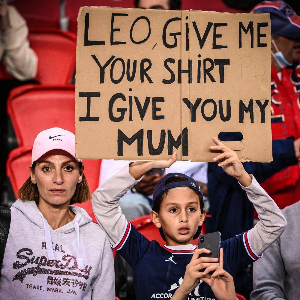 „Ți-o dau pe mama!” Micuțul suporter, dispus să facă orice pentru tricoul lui Messi_8