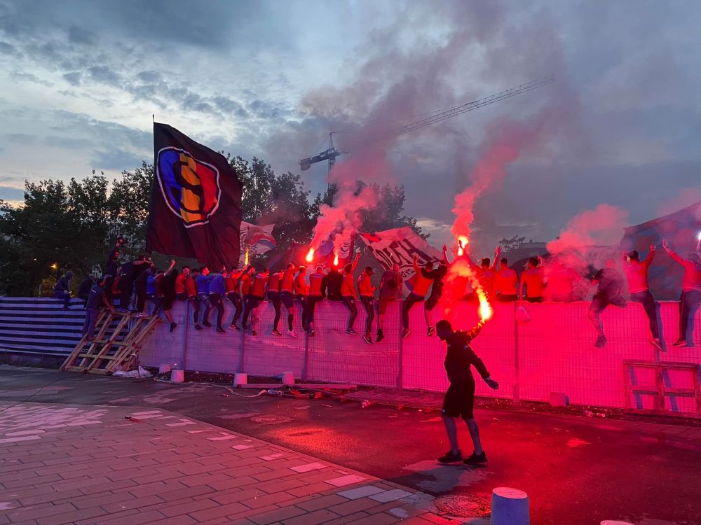 „Huliganii români s-au deghizat!” Suporterii steliști, acuzați că au provocat un scandal de proporții în Țările de Jos_4