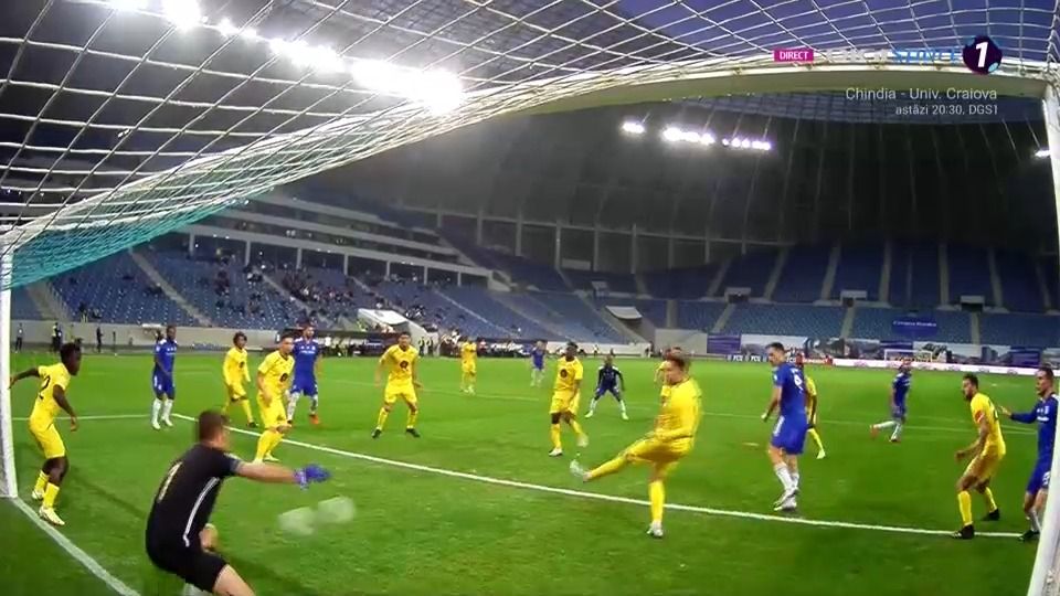 FCU Craiova o învinge pe Gaz Metan! Medieșenii au jucat finalul meciului în 10_2