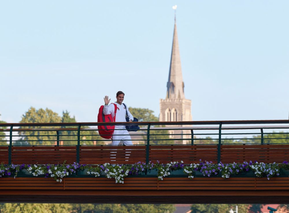 Roger Federer va avea propriul tramvai în orașul Basel! Suporterii FC Basel s-au urcat în Federer-Express la inaugurare_10