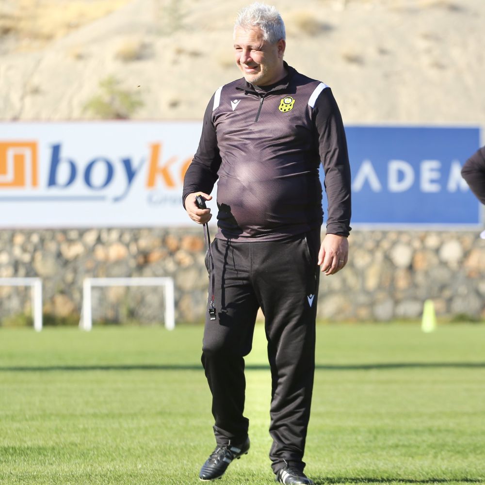„M-au dat afară după o glumă!” Mesajul lui Șumudică după ultimul meci din campionatul Turciei_1